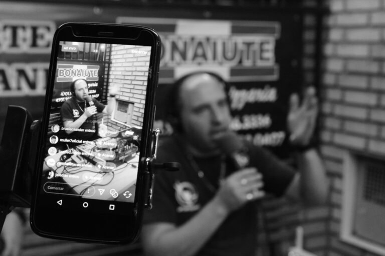 Radio vs Podcast: Which Works Better for Nigerian Audiences